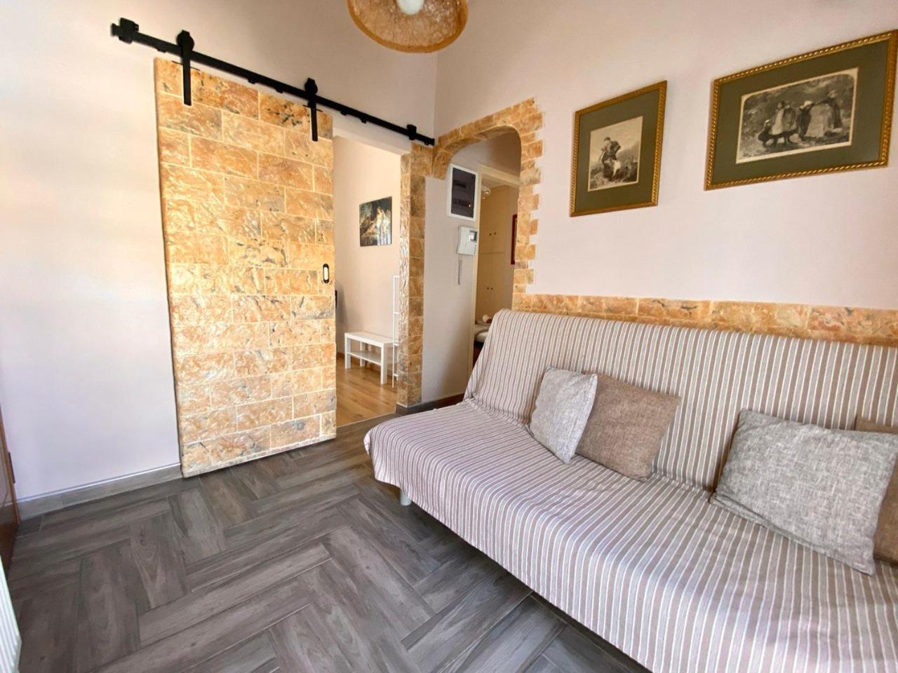 Apartament Charming Flat With An Amazing View Ateny Zewnętrze zdjęcie